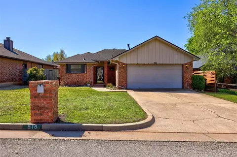 516 NW 170th St, Edmond, OK 73012