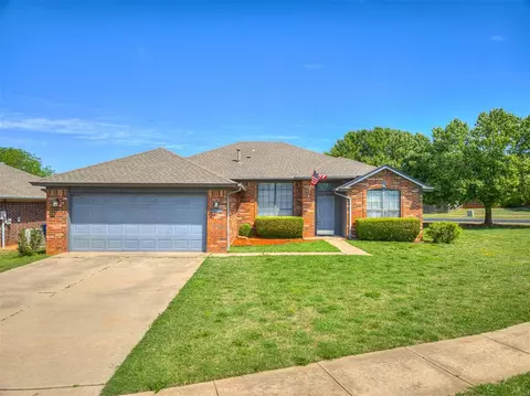 2817 Devonshire St, Norman, OK 73071