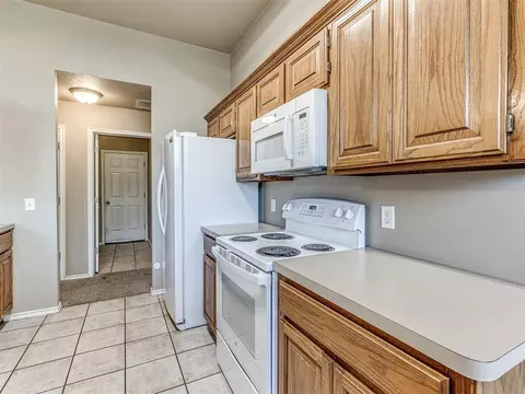 2817 Devonshire St, Norman, OK 73071 photo 6