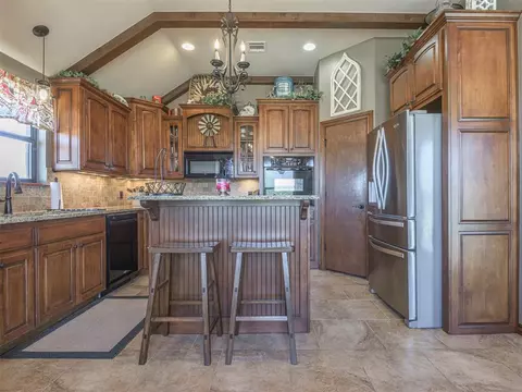 1611 Camelot St, Tuttle, OK 73089 photo 15