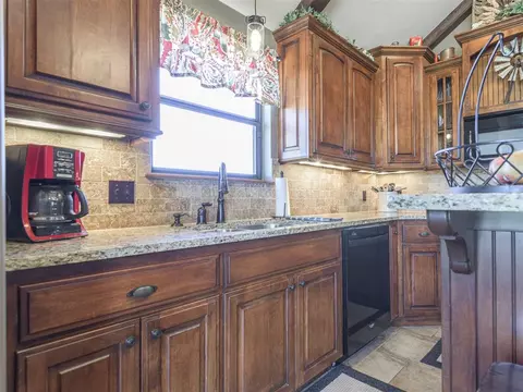 1611 Camelot St, Tuttle, OK 73089 photo 16