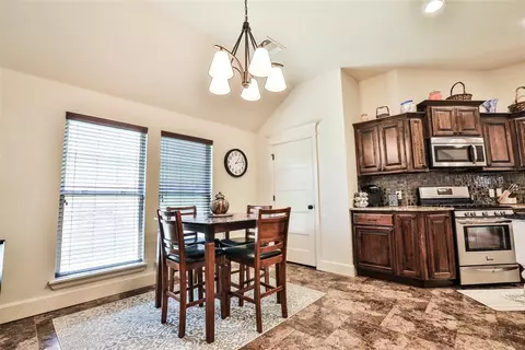 3516 Mount Mitchell Ln, Norman, OK 73069 photo 9