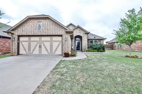 3516 Mount Mitchell Ln, Norman, OK 73069 photo 2