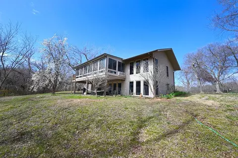 608 N Meadow Ln, Stillwater, OK 74075