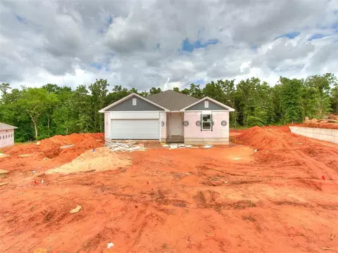 11701 Sweeping Ln, Guthrie, OK 73044