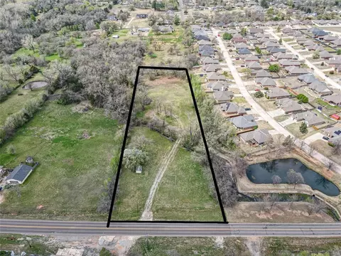 543 N Westminster Rd, Midwest City, OK 73130