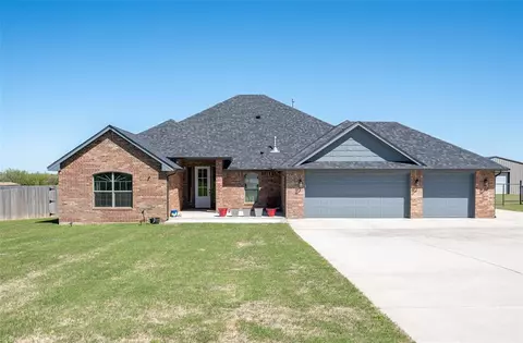 3180 Bedford Falls Dr, Edmond, OK 73034