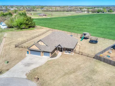 1023 Abraham Dr, Tuttle, OK 73089 photo 5