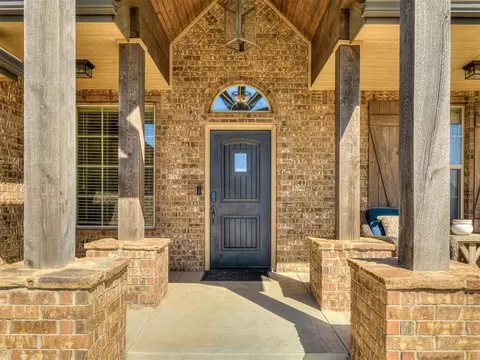 1023 Abraham Dr, Tuttle, OK 73089 photo 3