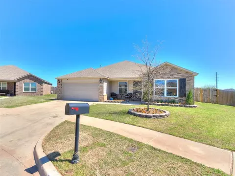 4824 Fieldstone Dr, Oklahoma City, OK 73179