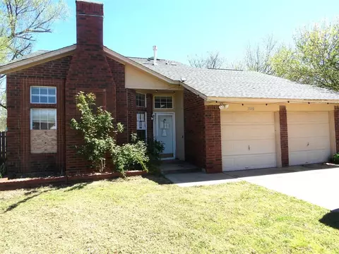 2040 Rose Ct, Norman, OK 73071