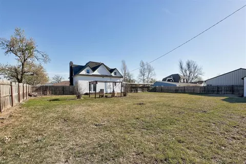 208 W Maple, Tuttle, OK 73089 photo 44