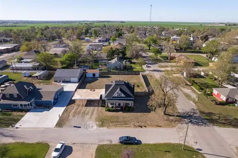 208 W Maple, Tuttle, OK 73089 photo 46