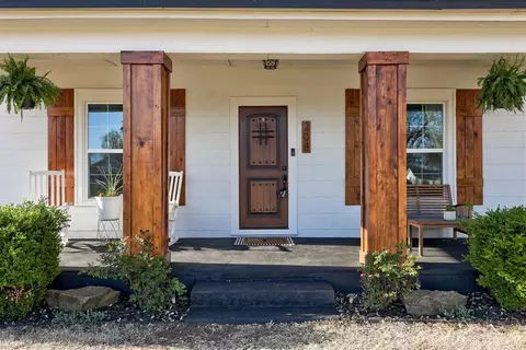 208 W Maple, Tuttle, OK 73089 photo 4