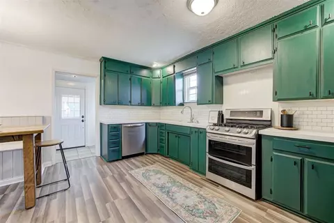 208 W Maple, Tuttle, OK 73089 photo 15
