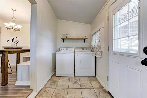 208 W Maple, Tuttle, OK 73089 photo 28
