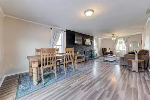 208 W Maple, Tuttle, OK 73089 photo 13