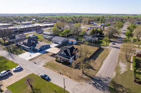 208 W Maple, Tuttle, OK 73089 photo 47