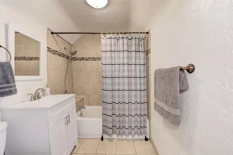 208 W Maple, Tuttle, OK 73089 photo 36