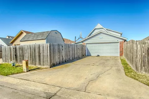 2128 Briarcliff Dr, Moore, OK 73170 photo 24