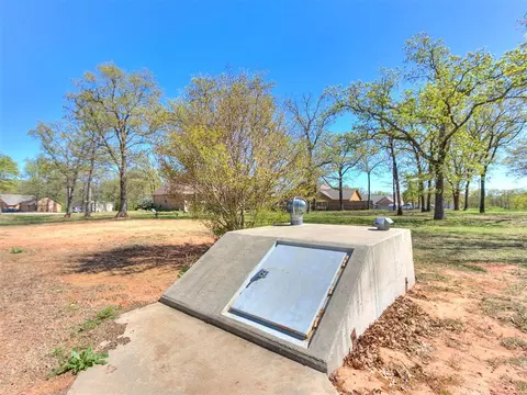 153 Rustic Oak Cor, Tecumseh, OK 74873 photo 44