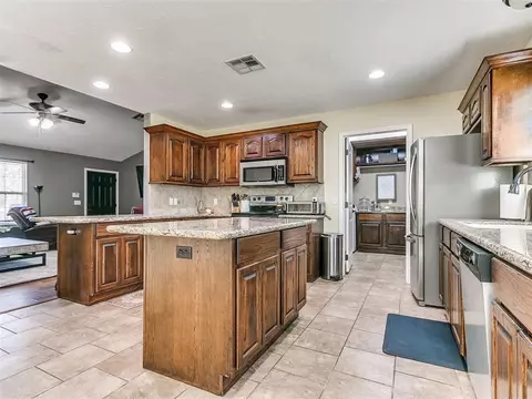 153 Rustic Oak Cor, Tecumseh, OK 74873 photo 7