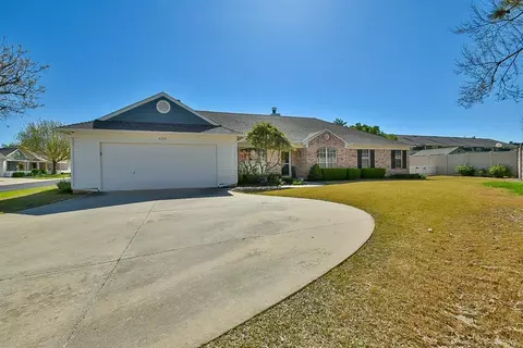 4213 Mariner Dr, Yukon, OK 73099