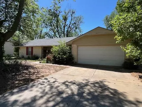 1600 Crown Pt, Norman, OK 73072