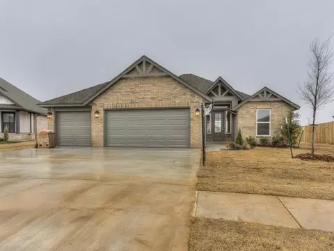 4805 Mustang Park Blvd, Mustang, OK 73064