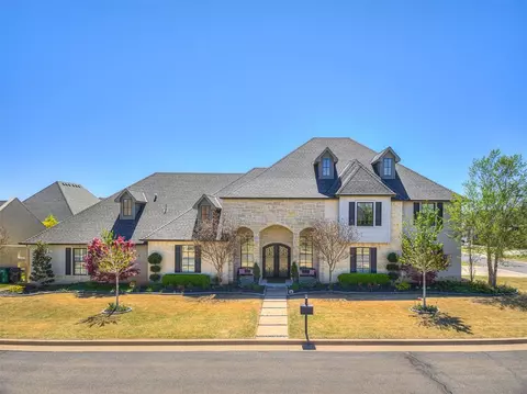 15716 James Thomas Ct, Edmond, OK 73013
