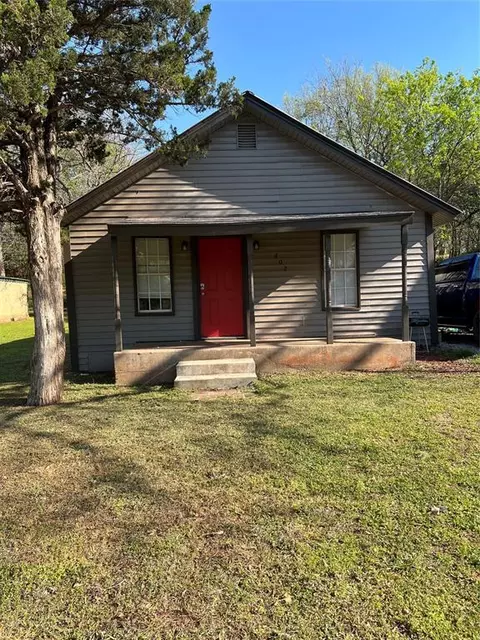 602 E 9th St, Chandler, OK 74834