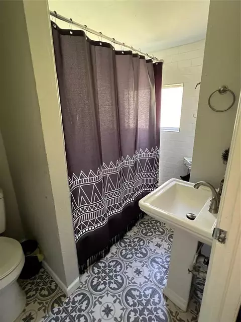 602 E 9th St, Chandler, OK 74834 photo 12