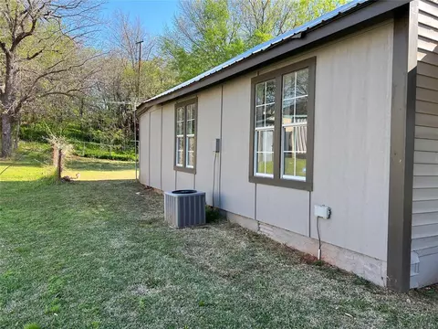 602 E 9th St, Chandler, OK 74834 photo 14