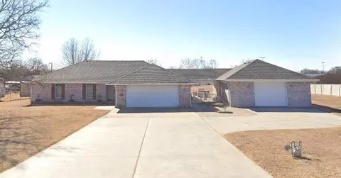 117 E 12th St, Davenport, OK 74026