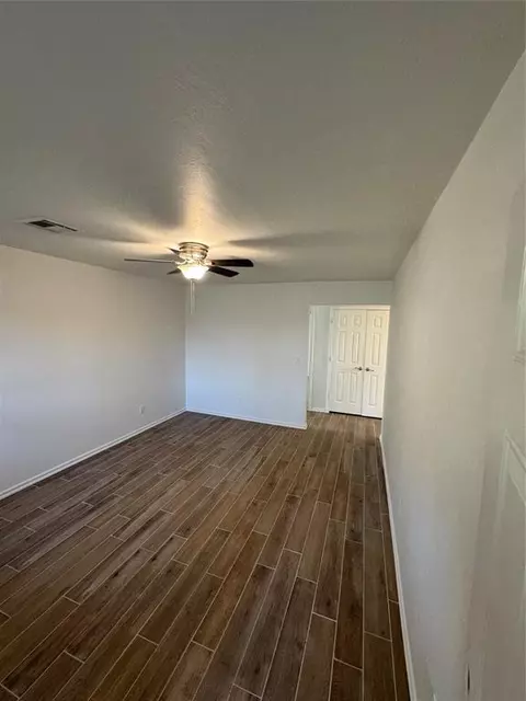 122 E Cherry Ave, Yukon, OK 73099 photo 6