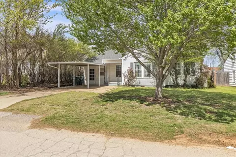 17 E 7th St, Edmond, OK 73034