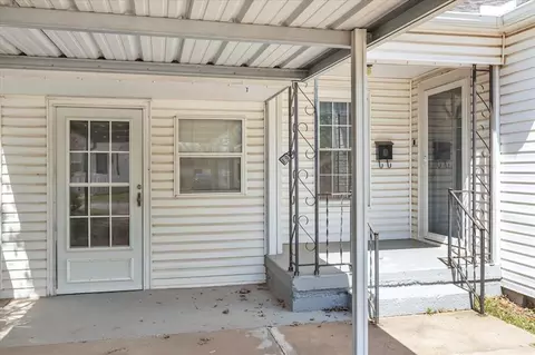 17 E 7th St, Edmond, OK 73034 photo 3