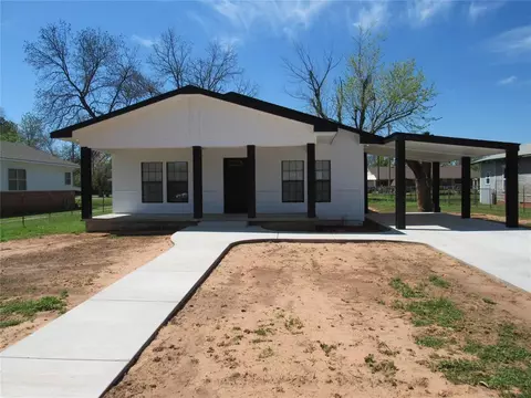 107 N Pecan St, Pauls Valley, OK 73075