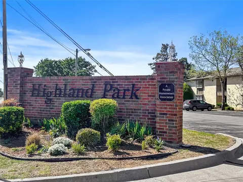 1705 E Lindsey St #3, Norman, OK 73071