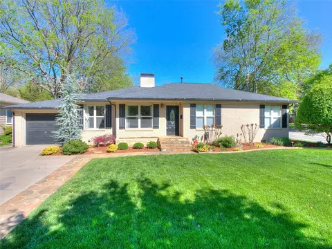 545 S Flood St, Norman, OK 73069