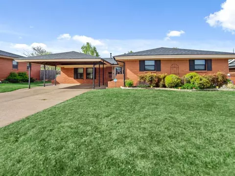 625 Hickory Ave, Yukon, OK 73099