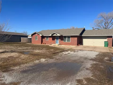 405 E 6th, Duke, OK 73532 photo 2