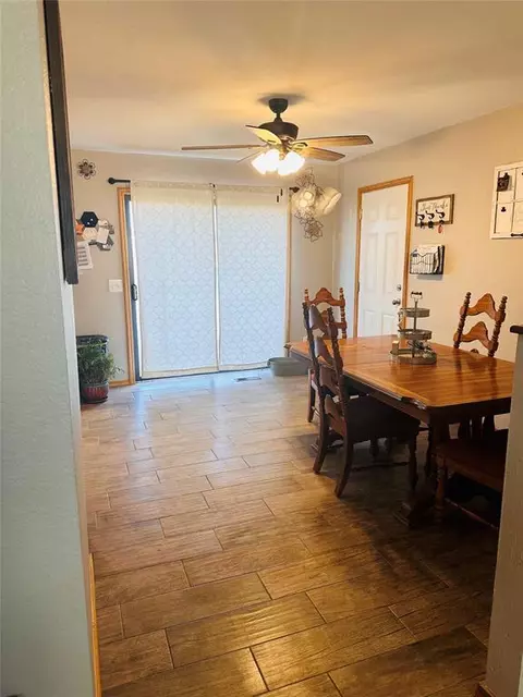 405 E 6th, Duke, OK 73532 photo 9