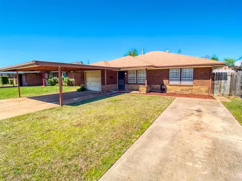 249 E Key Blvd, Midwest City, OK 73110