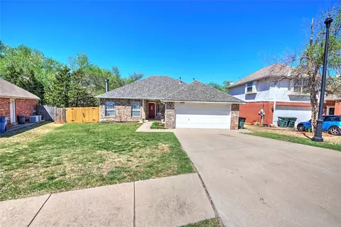 1909 Victoria Pl, Edmond, OK 73003