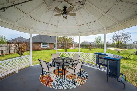 980 Garden Rd, Tuttle, OK 73089 photo 11