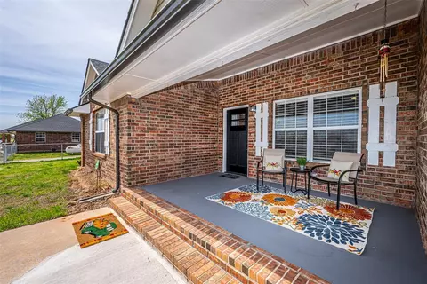 980 Garden Rd, Tuttle, OK 73089 photo 9