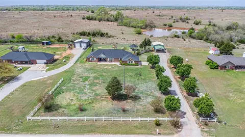 980 Garden Rd, Tuttle, OK 73089 photo 3