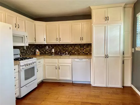 4802 N Central Rd, Bethany, OK 73008 photo 3