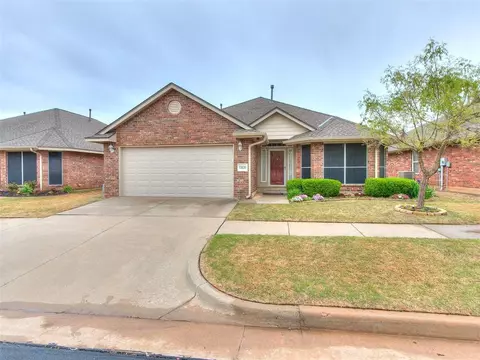 17620 Palladium Ln, Edmond, OK 73012